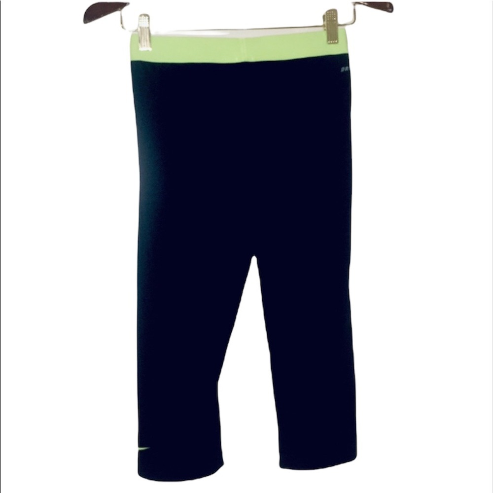New Nike: Medium Black & Yellow Dri Fit Pro Workout Leggings - Picture 2 of 4